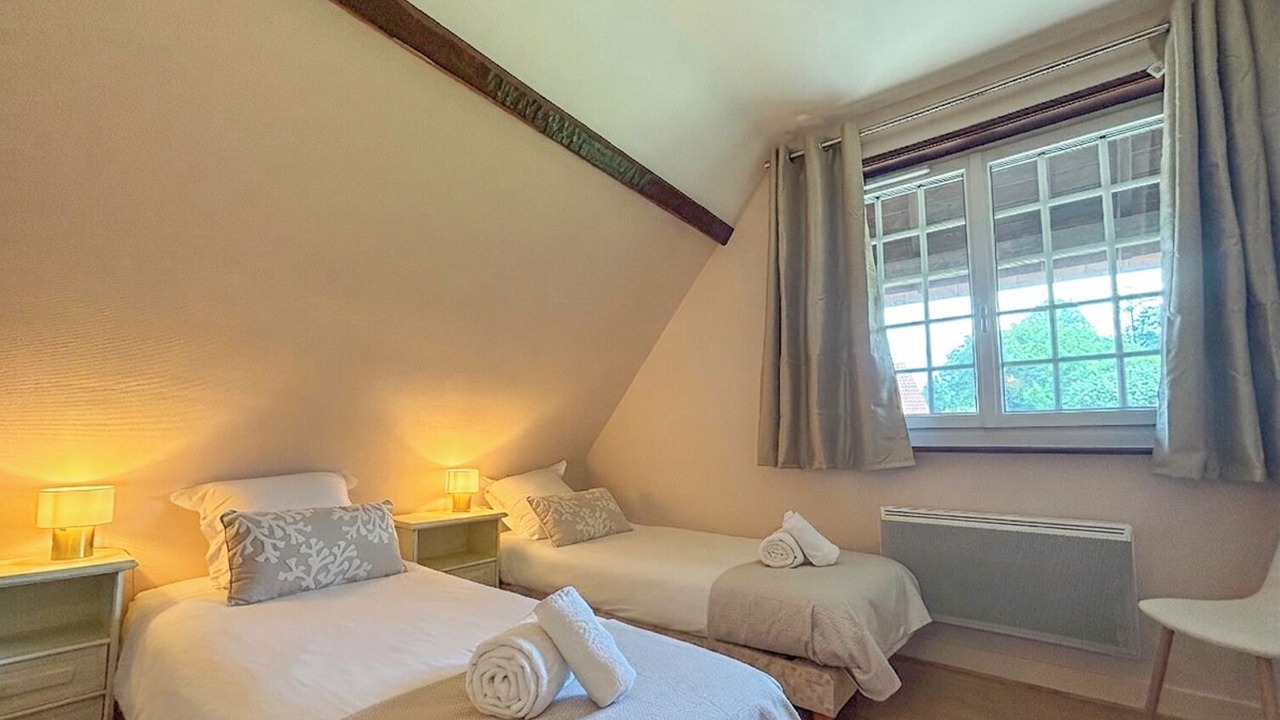 Photo of Bedroom in Villerville