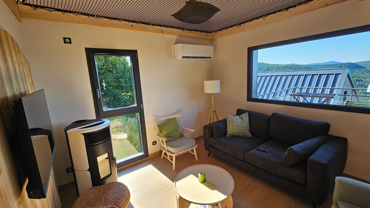 Photo of Livingroom in Queyrieres