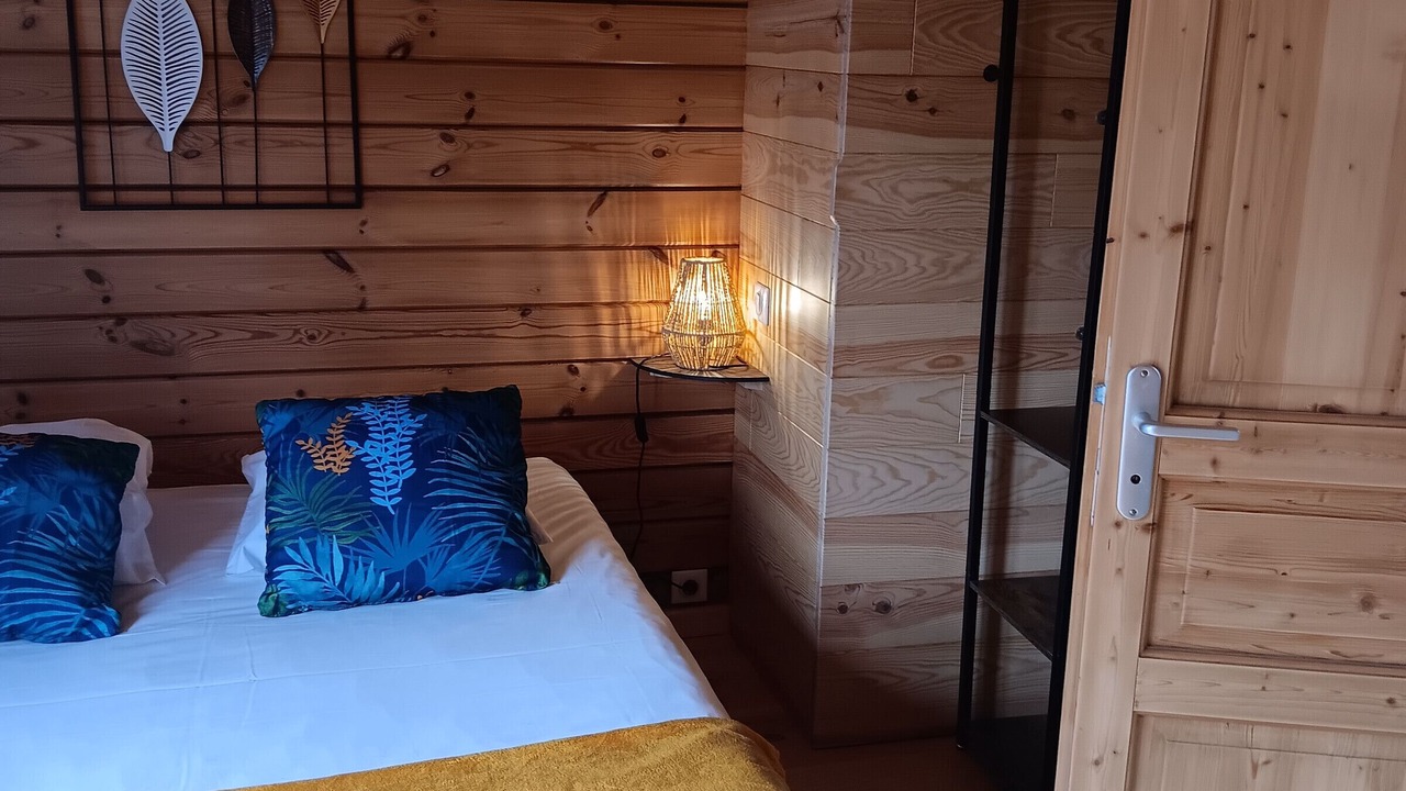 Photo of Bedroom in Digoin