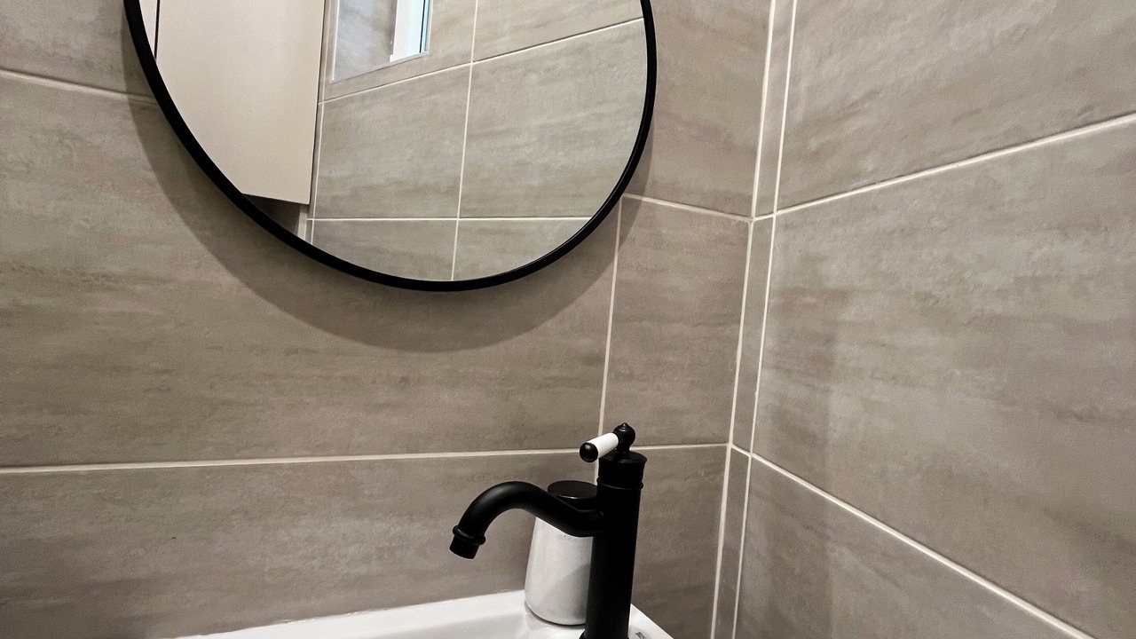 Photo of Bathroom in Alfortville