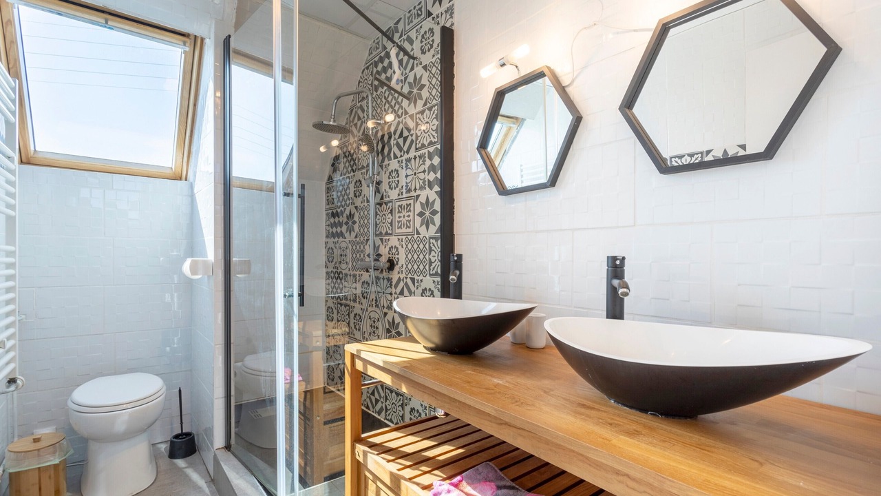 Photo of Bathroom in Penmarch