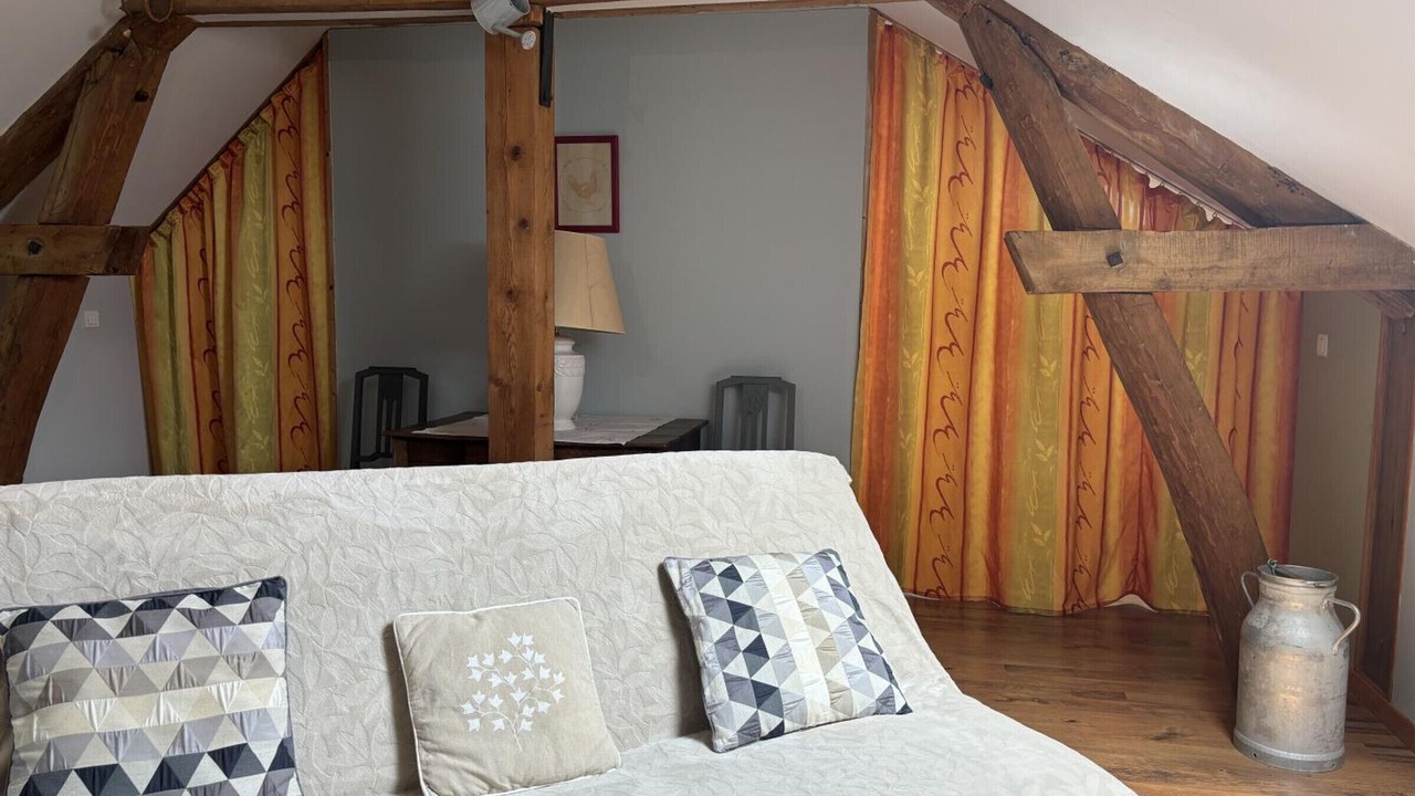 Photo of Livingroom in Louchy-Montfand