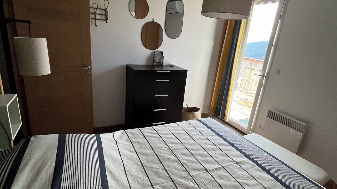 Photo of Bedroom in Oms