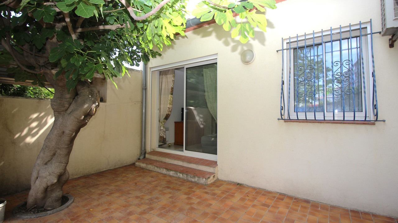 Photo of Outdoor in La Jetee