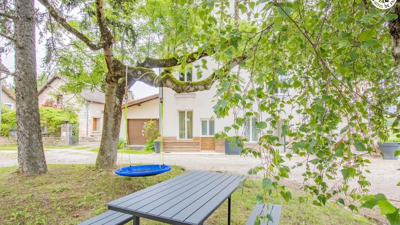 Photo of Outdoor in Chatenoy-le-Royal