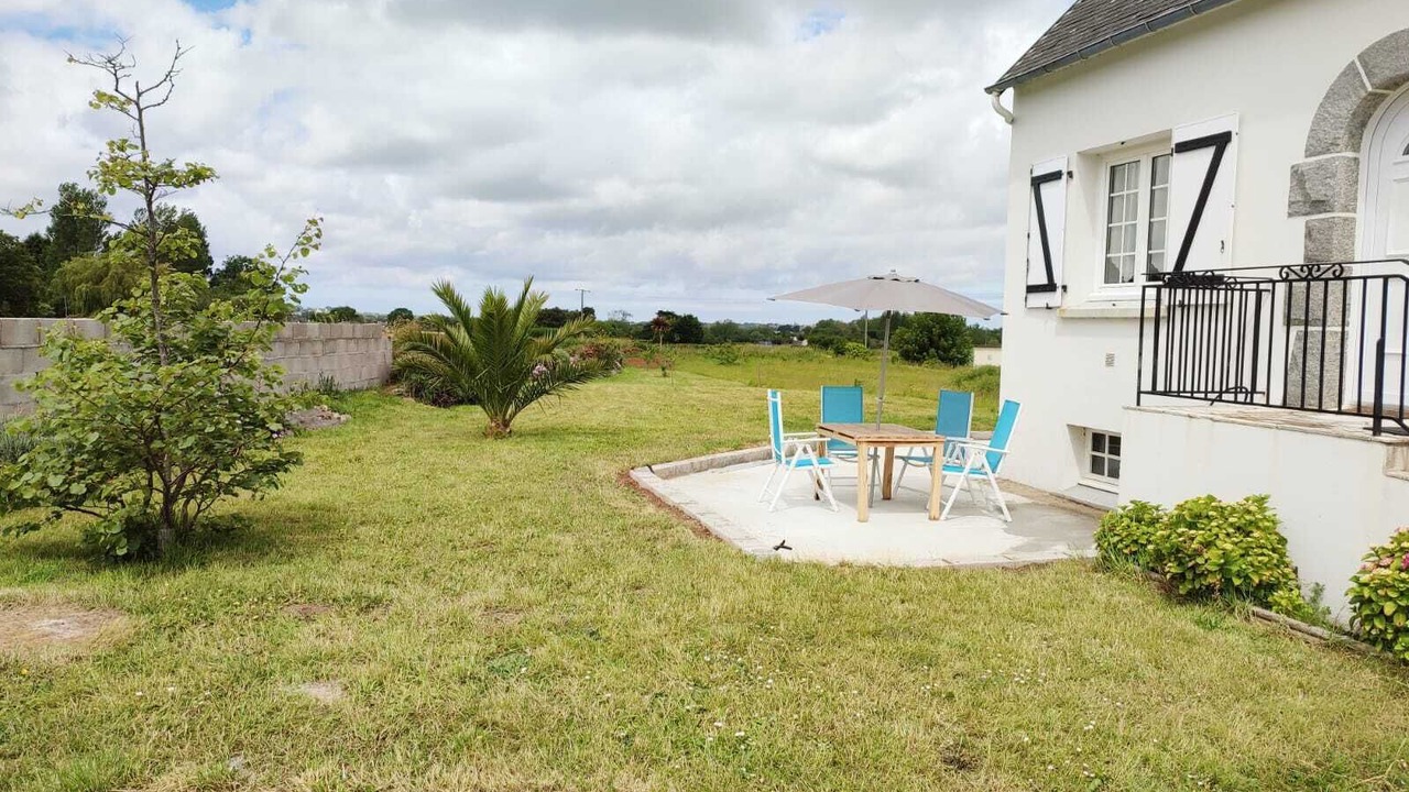 Photo of Outdoor in Treflez