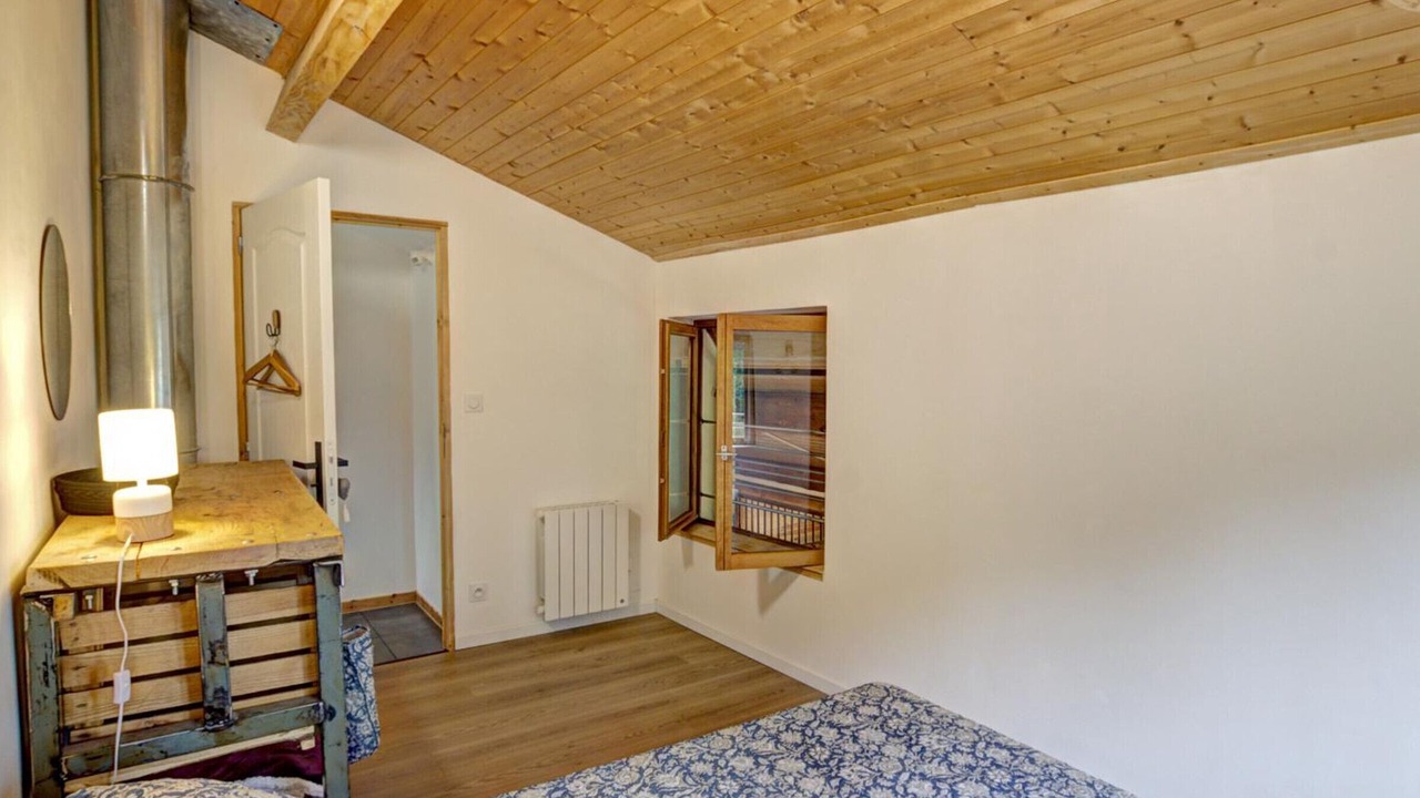 Photo of Bedroom in Saint-Jean-Soleymieux