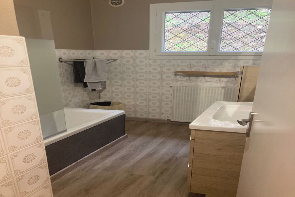 Photo of Bathroom in Vinsobres