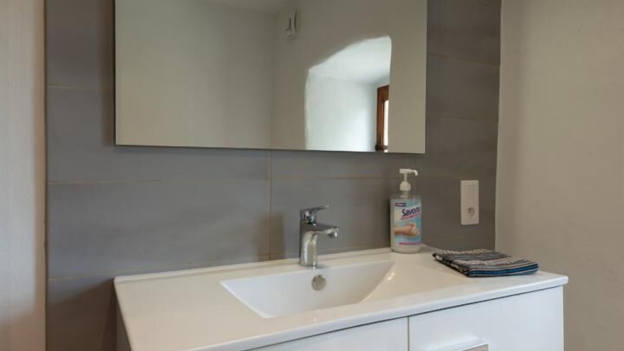Photo of Bathroom in Saint-Pierre-des-Tripiers