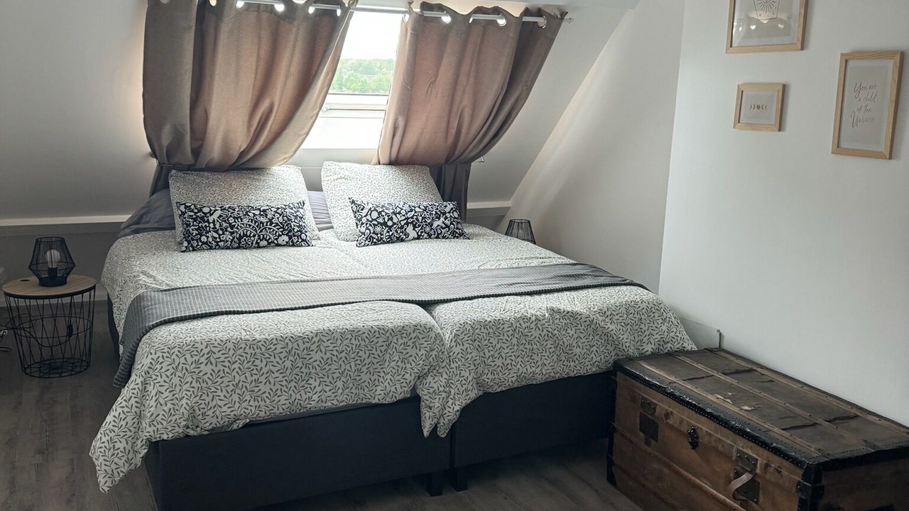 Photo of Bedroom in Fours