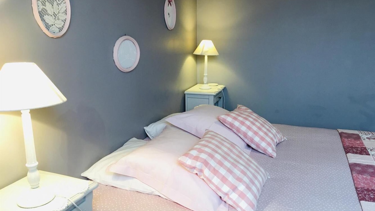 Photo of Bedroom in Tour-de-Faure
