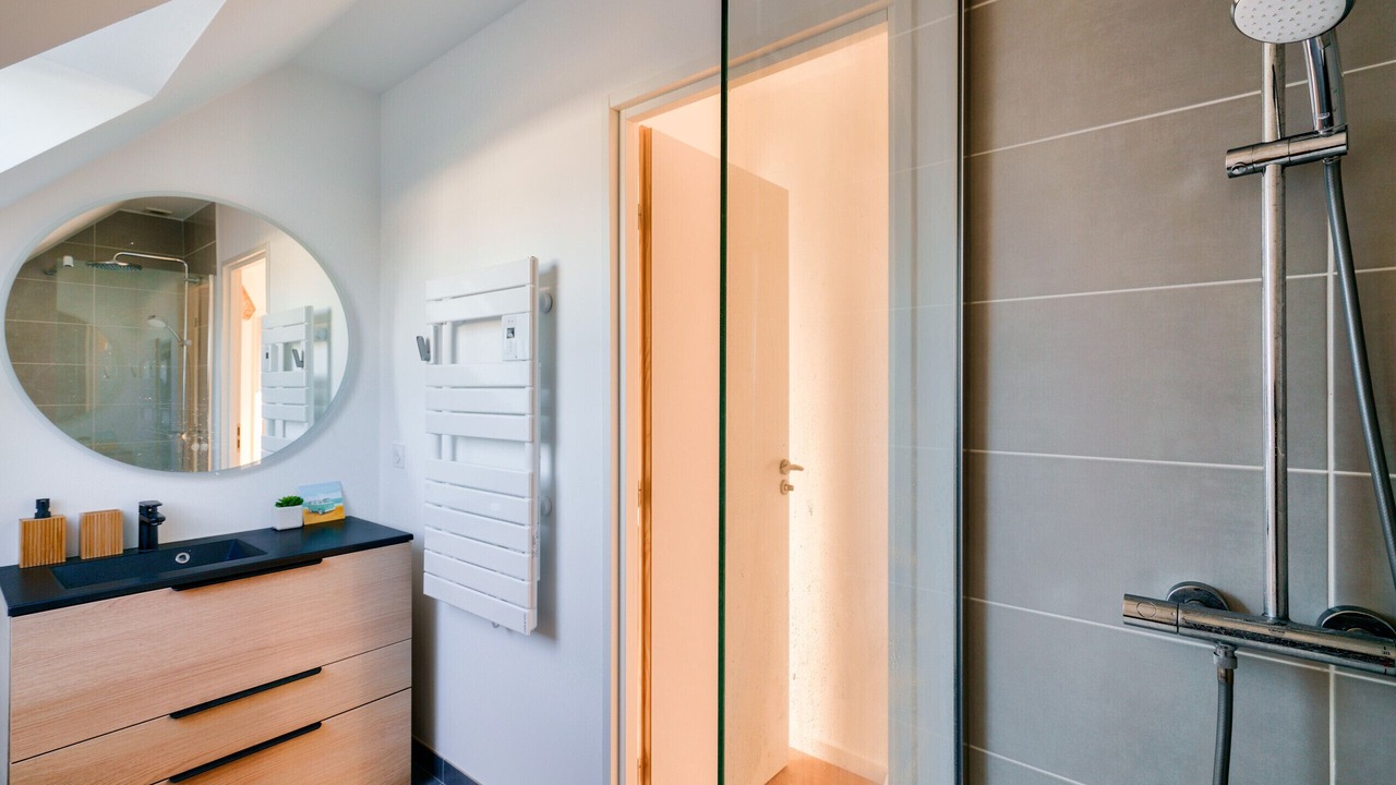 Photo of Bathroom in Saint-Guenole