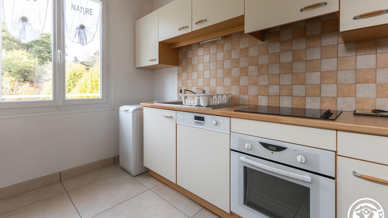 Photo of Kitchen in Jassat