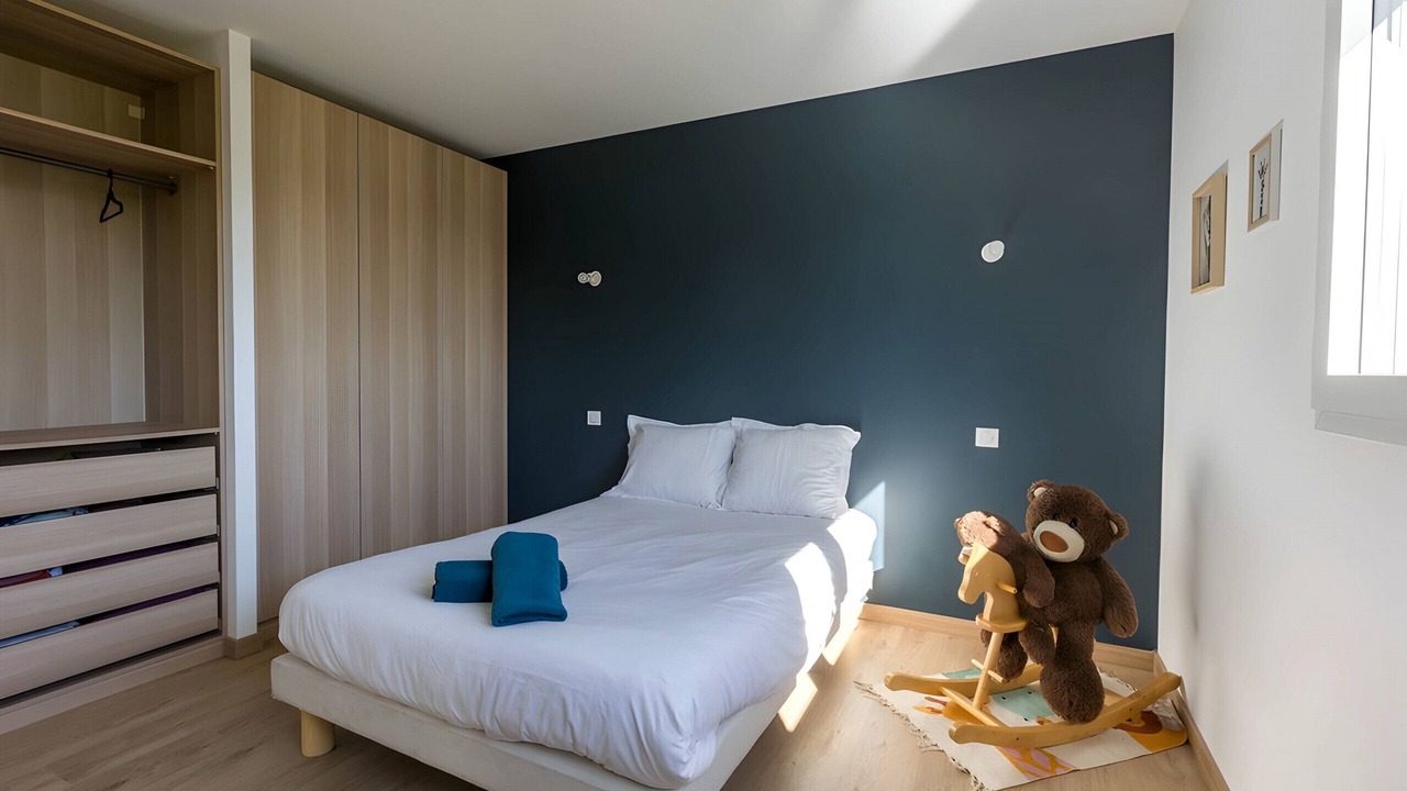 Photo of Bedroom in Yvre-l'Eveque