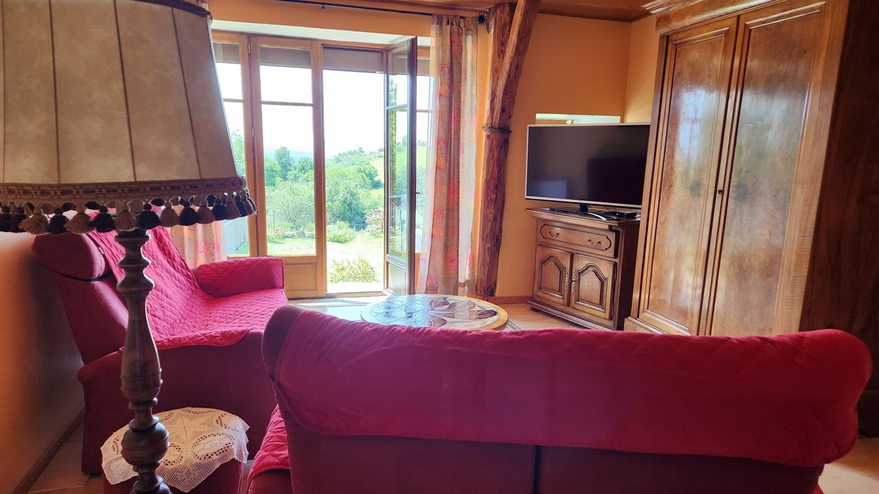 Photo of Livingroom in Saint-Alban-sur-Limagnole