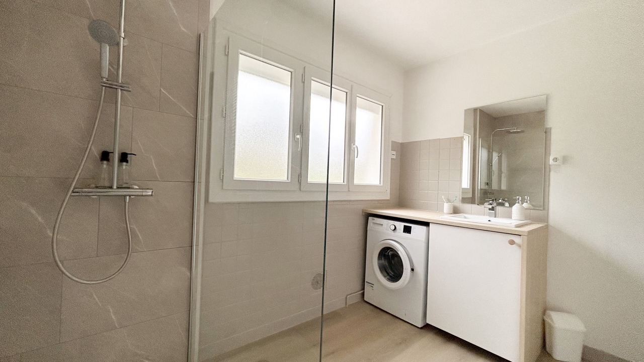 Photo of Bathroom in Vicq-sur-Nahon