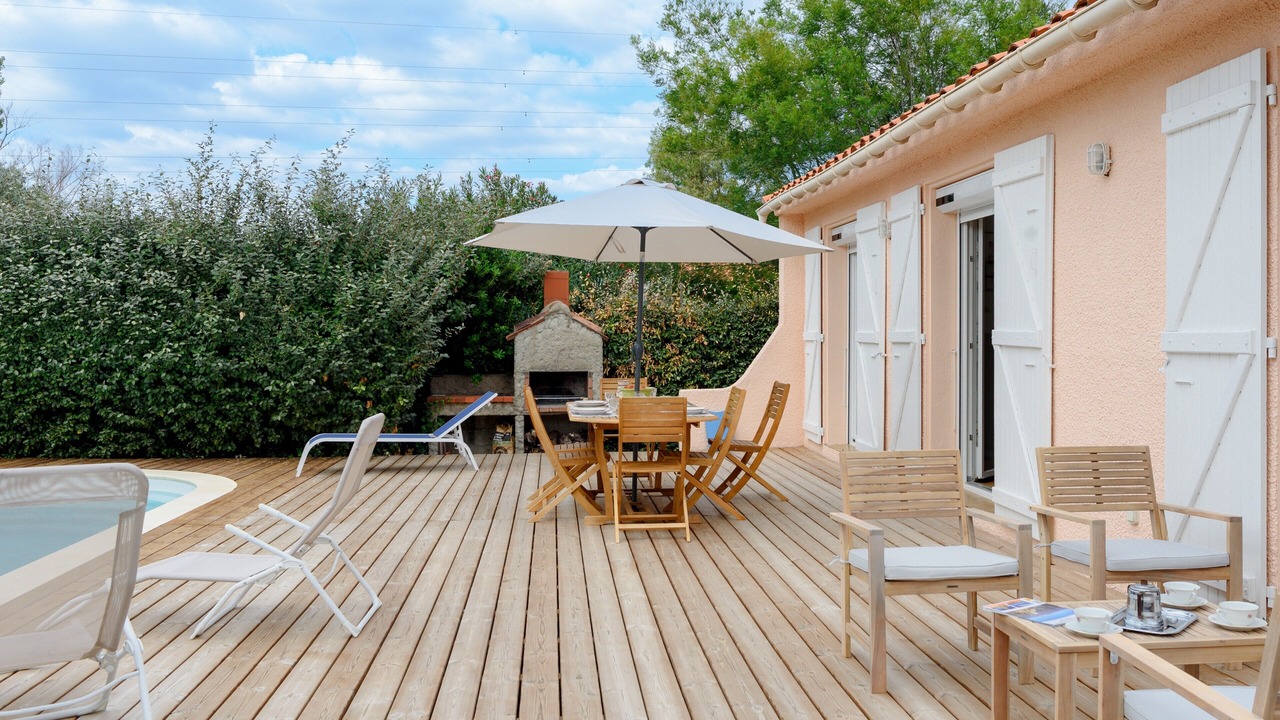 Photo of Outdoor in Saint-Genis