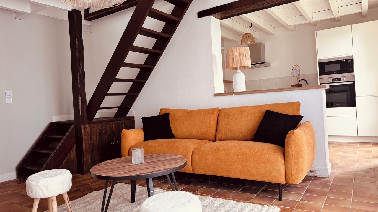Photo of Livingroom in Change