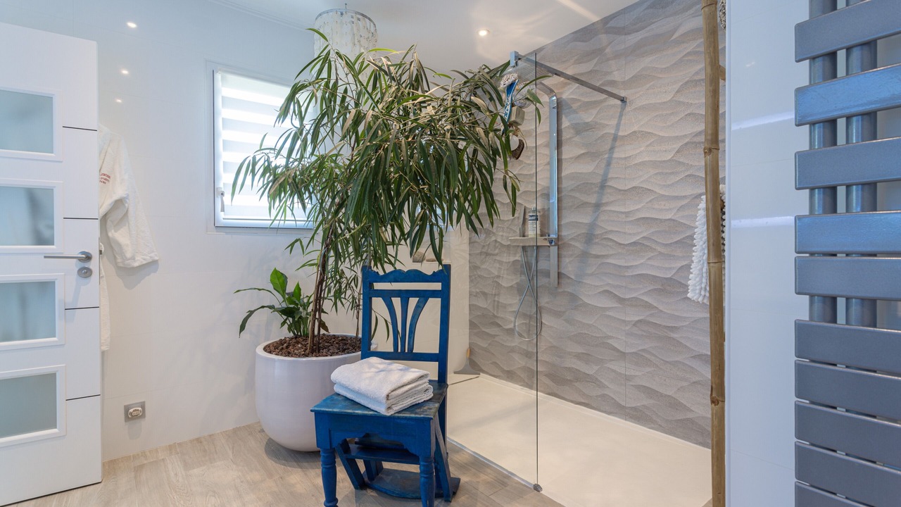 Photo of Bathroom in Bompas