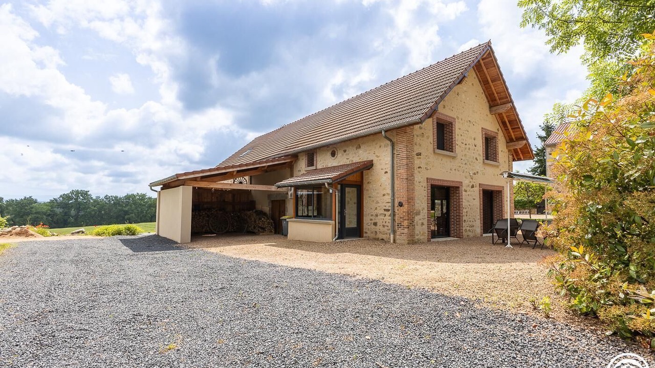 Photo of Outdoor in Glaine-Montaigut