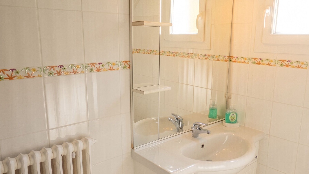 Photo of Bathroom in Chateaulin