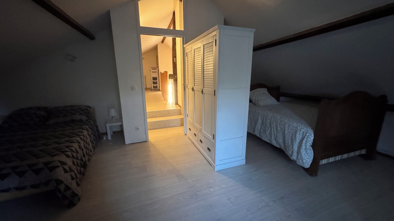 Photo of Bedroom in Champvans