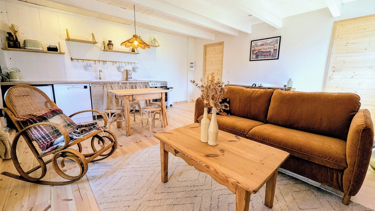 Photo of Livingroom in Mazet-Saint-Voy
