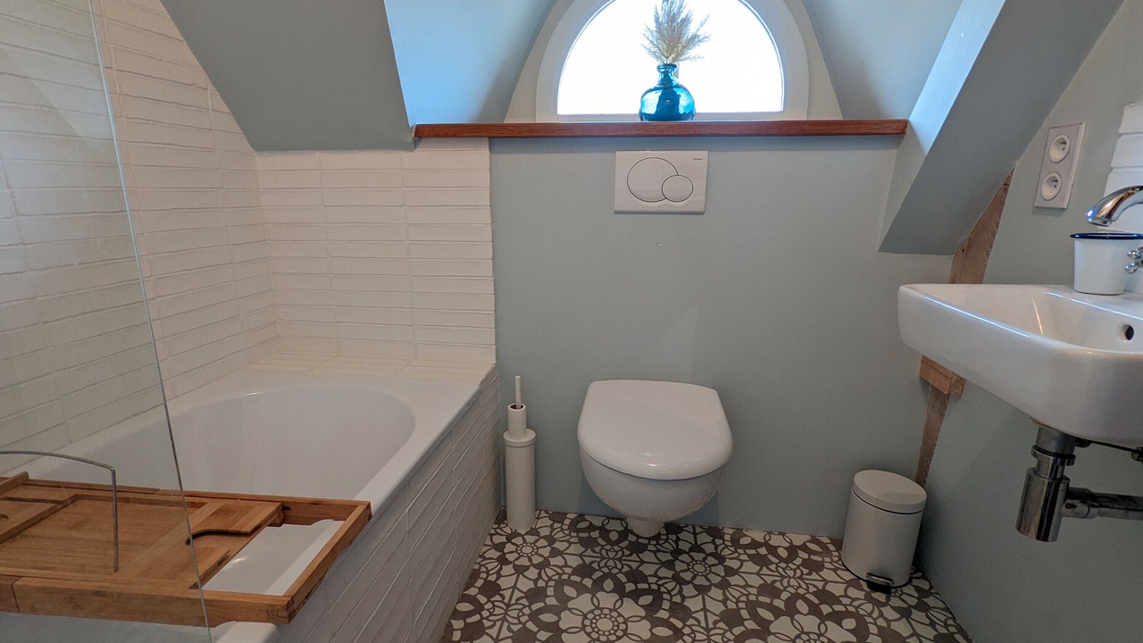 Photo of Bathroom in Camors