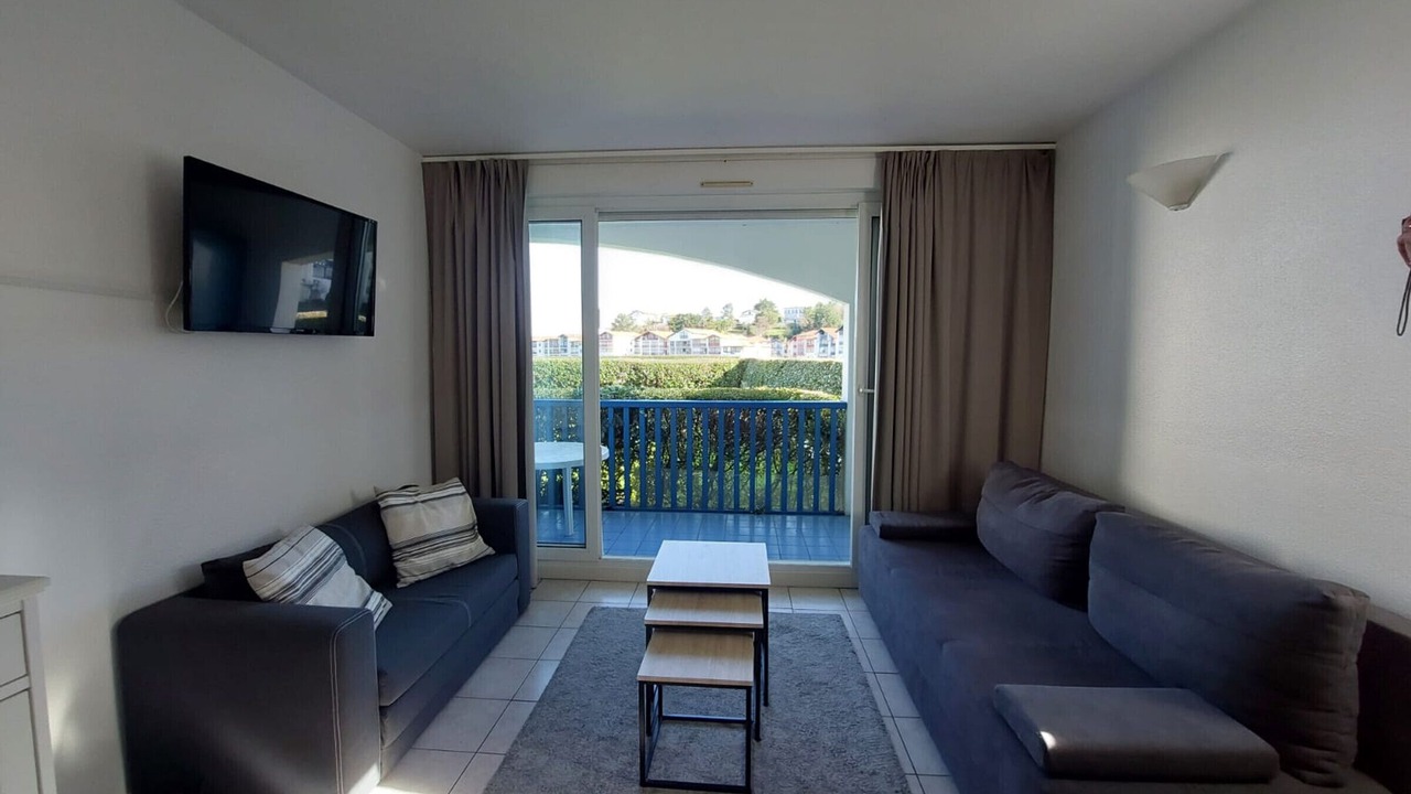Photo of Livingroom in Behobie