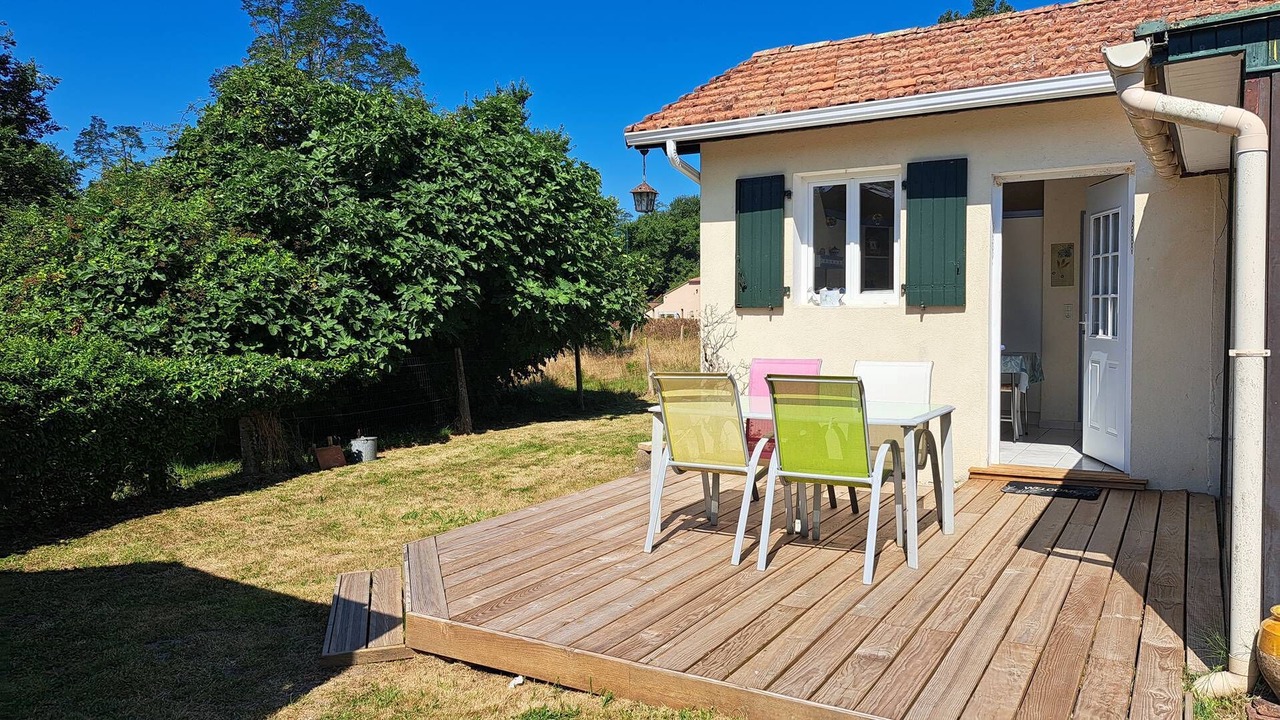 Photo of Outdoor in Mezos