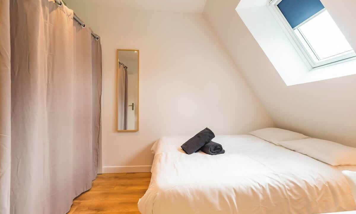 Photo of Bedroom in Guingamp