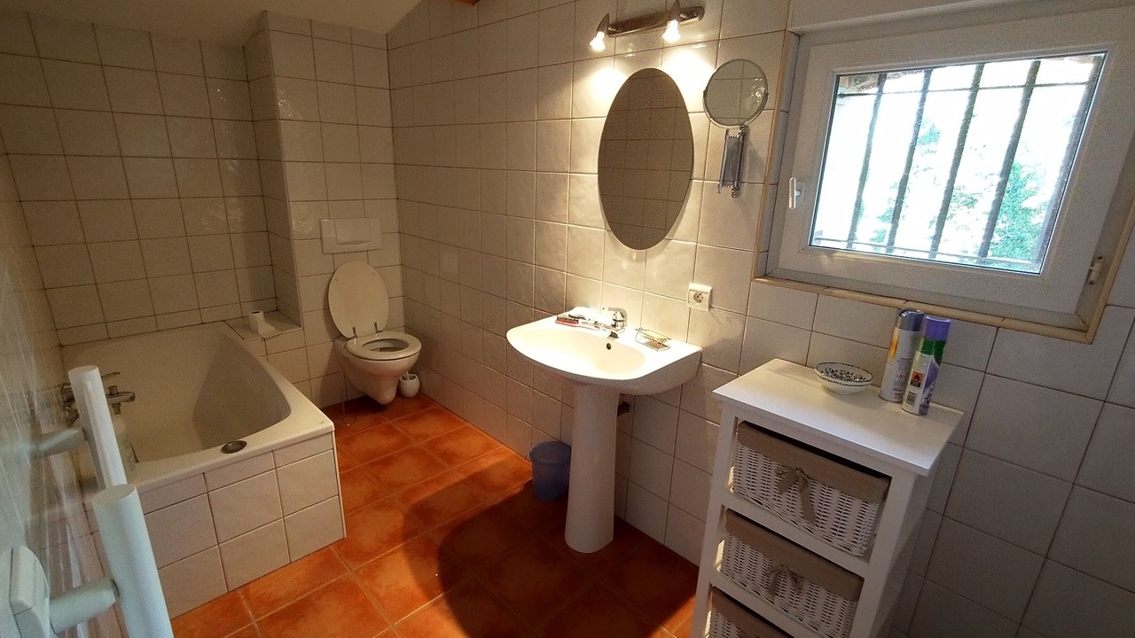 Photo of Bathroom in Millas
