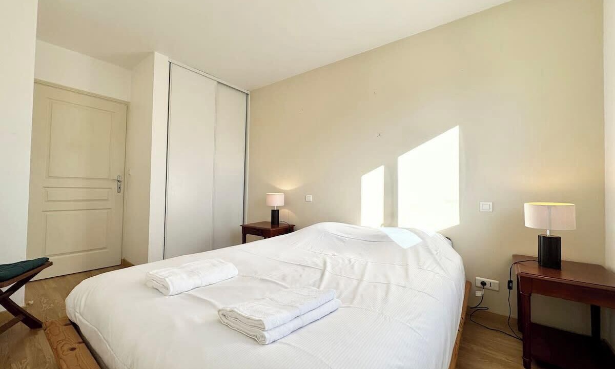 Photo of Bedroom in Plouhinec