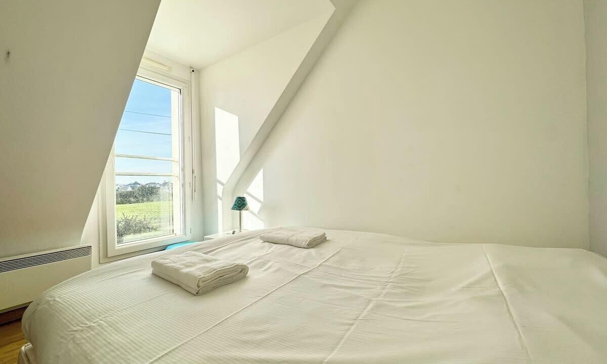 Photo of Bedroom in Plouhinec