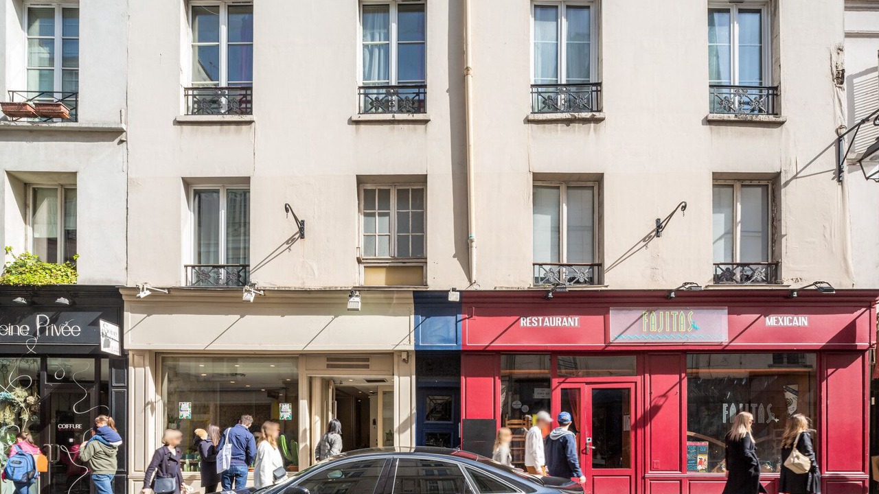 Photo of Others in Quartier de la Monnaie