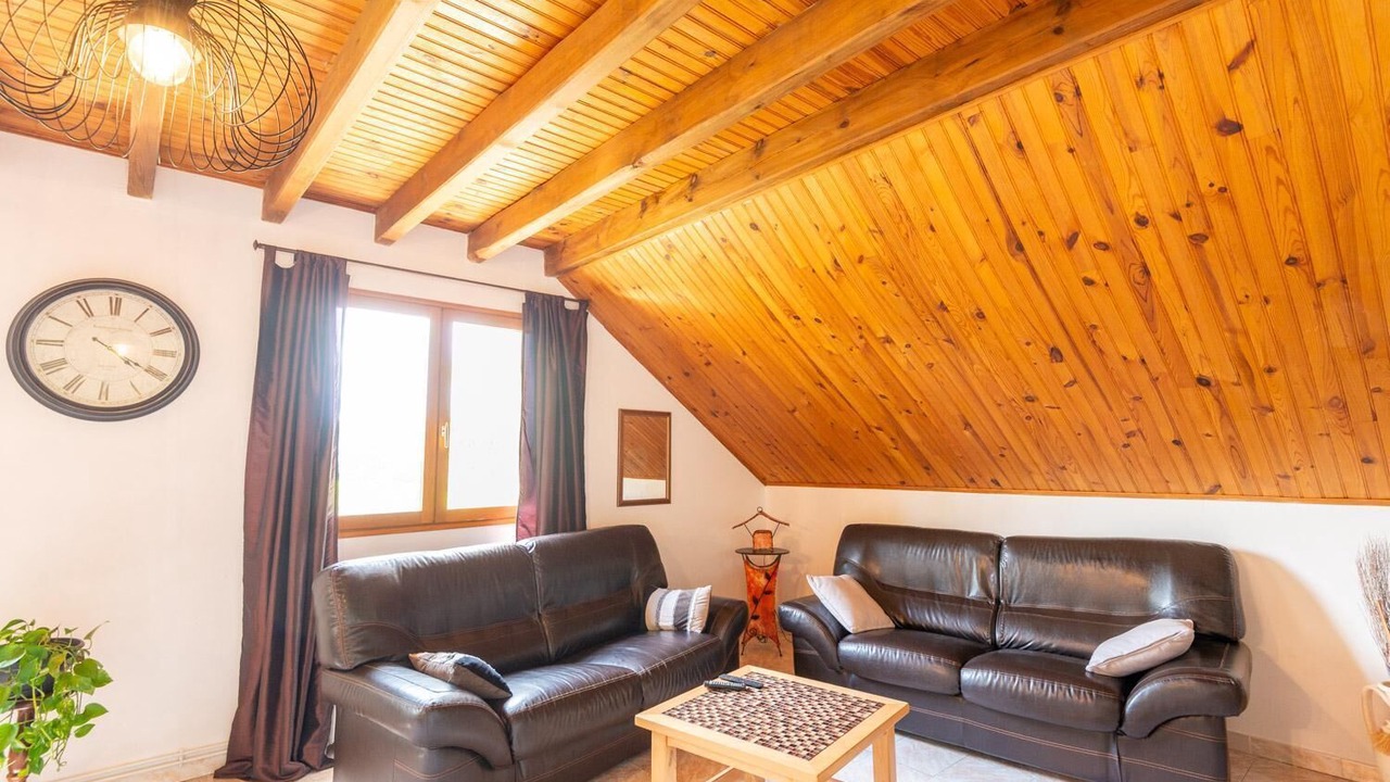 Photo of Livingroom in Saint-Sauveur-de-Peyre
