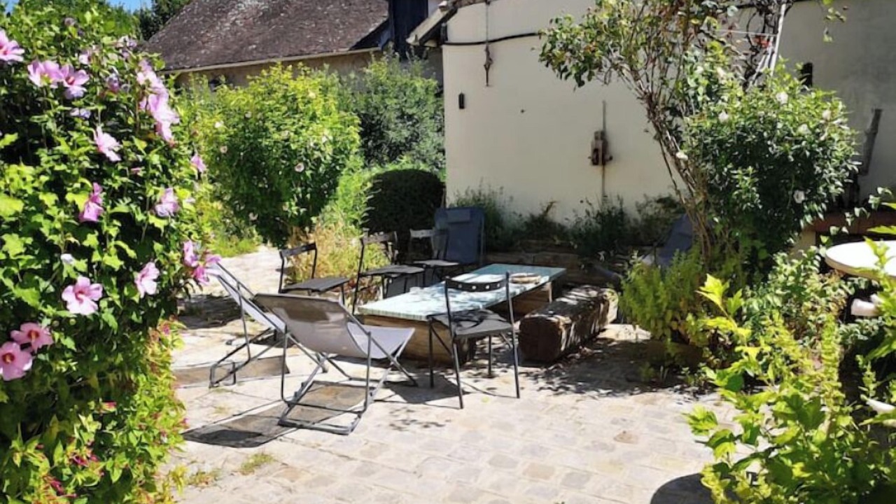 Photo of Patio Balcony in Moret-Loing-et-Orvanne