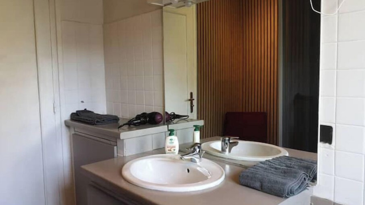 Photo of Bathroom in Moret-Loing-et-Orvanne