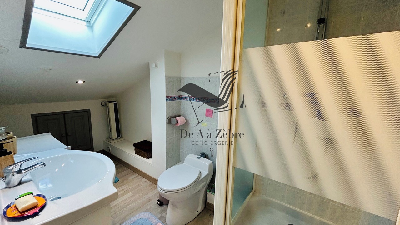 Photo of Bathroom in Rochefort