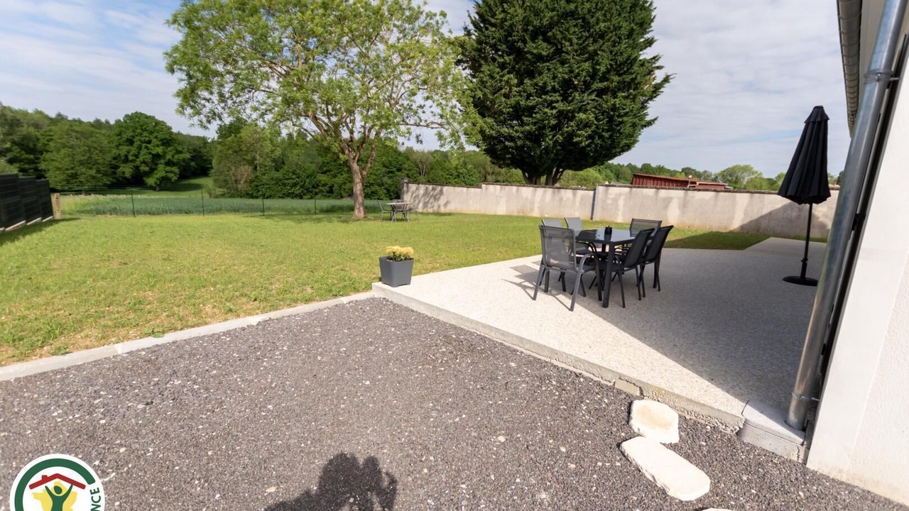 Photo of Outdoor in Vauchamps