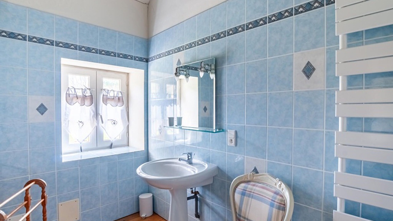 Photo of Bathroom in Frayssinet-le-Gelat