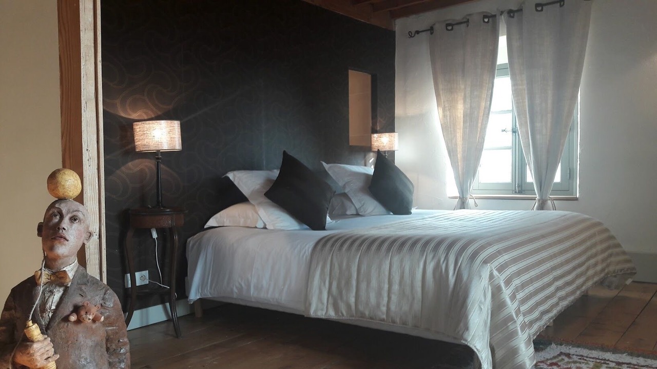Photo of Bedroom in Marcilly-le-Chatel