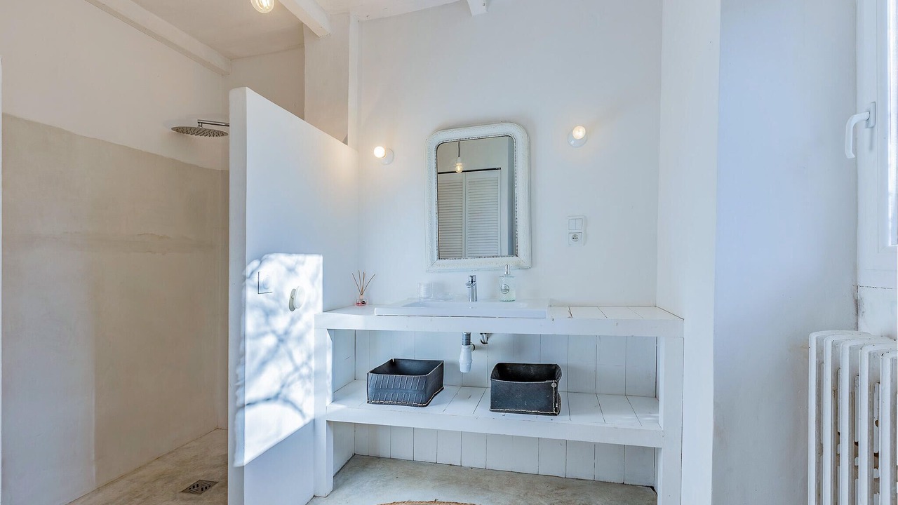 Photo of Bathroom in Rouet
