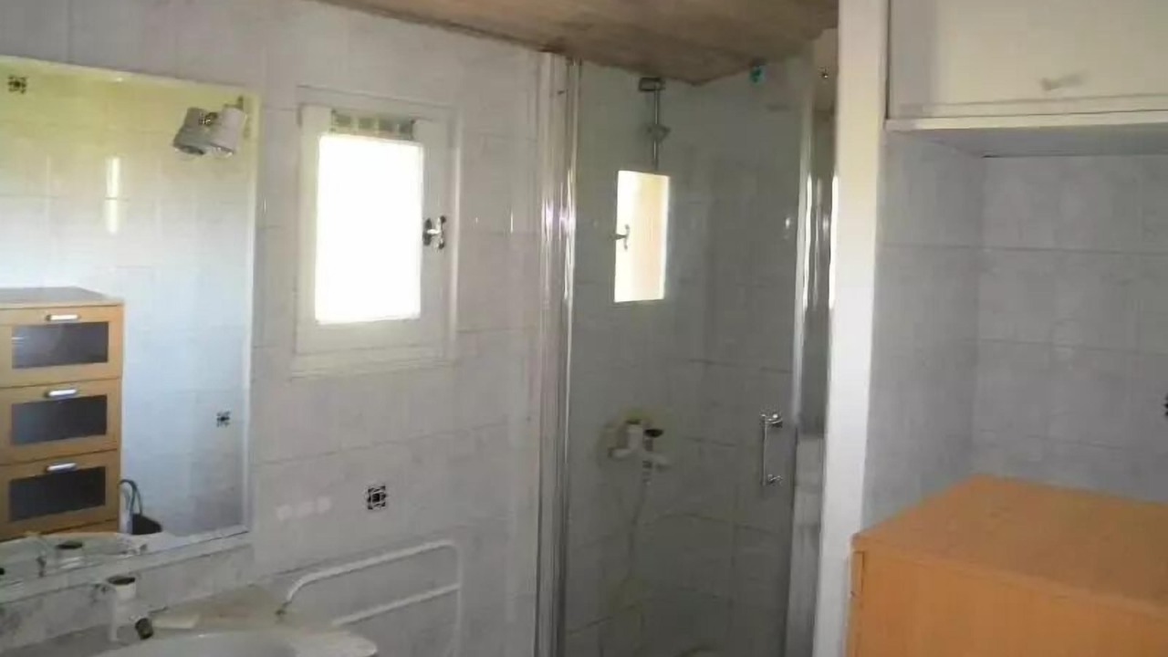 Photo of Bathroom in Fumel