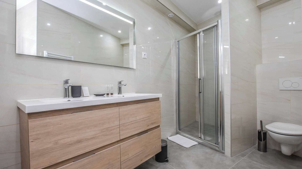 Photo of Bathroom in Croulebarbe