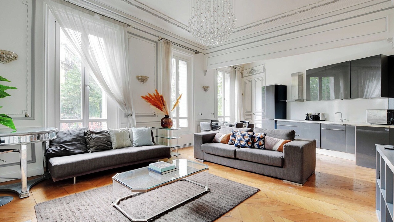 Photo of Livingroom in Champs-Elysees