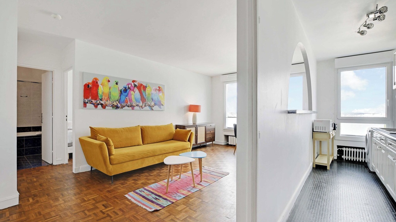 Photo of Livingroom in 19th Arrondissement