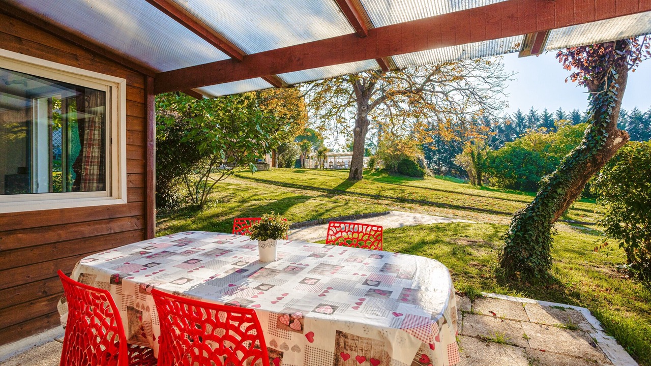 Photo of Outdoor in Genouille