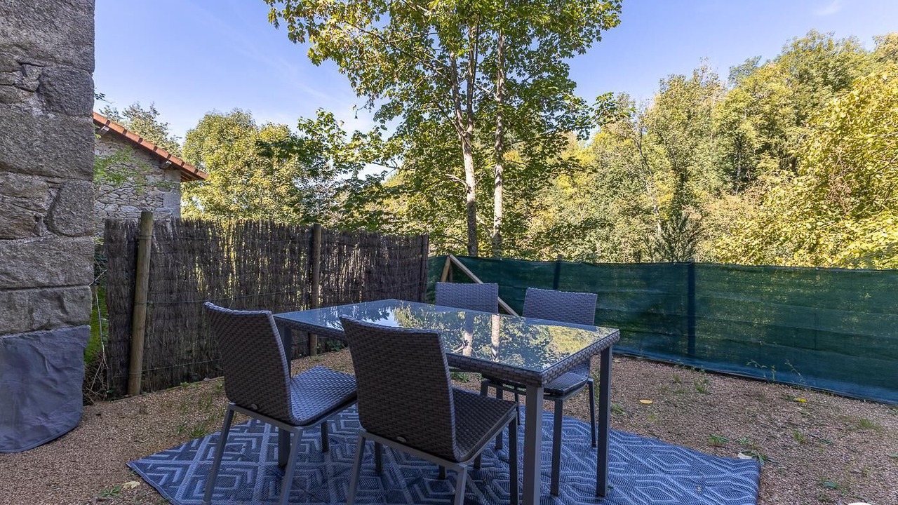 Photo of Outdoor in Job