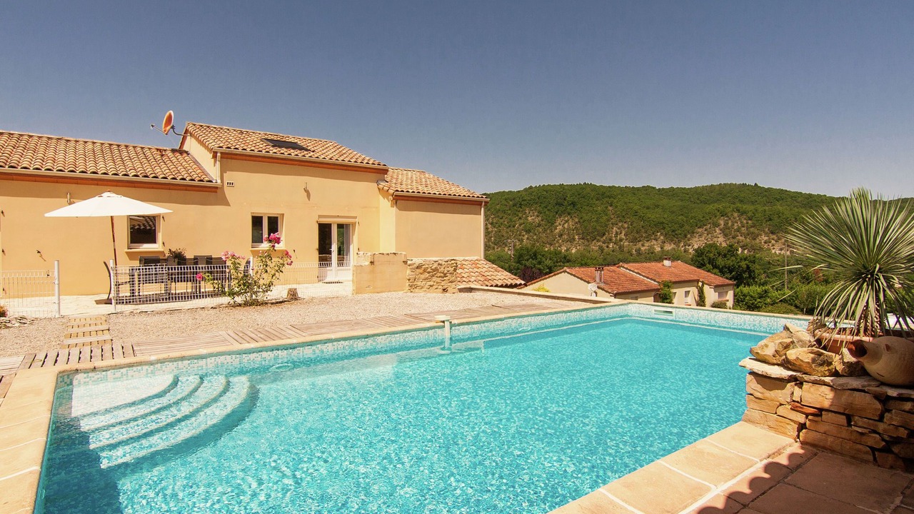 Photo of Outdoor in Calamane